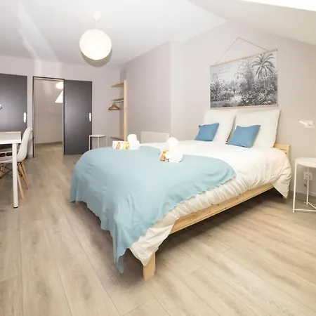 Duplex Republique Apartment